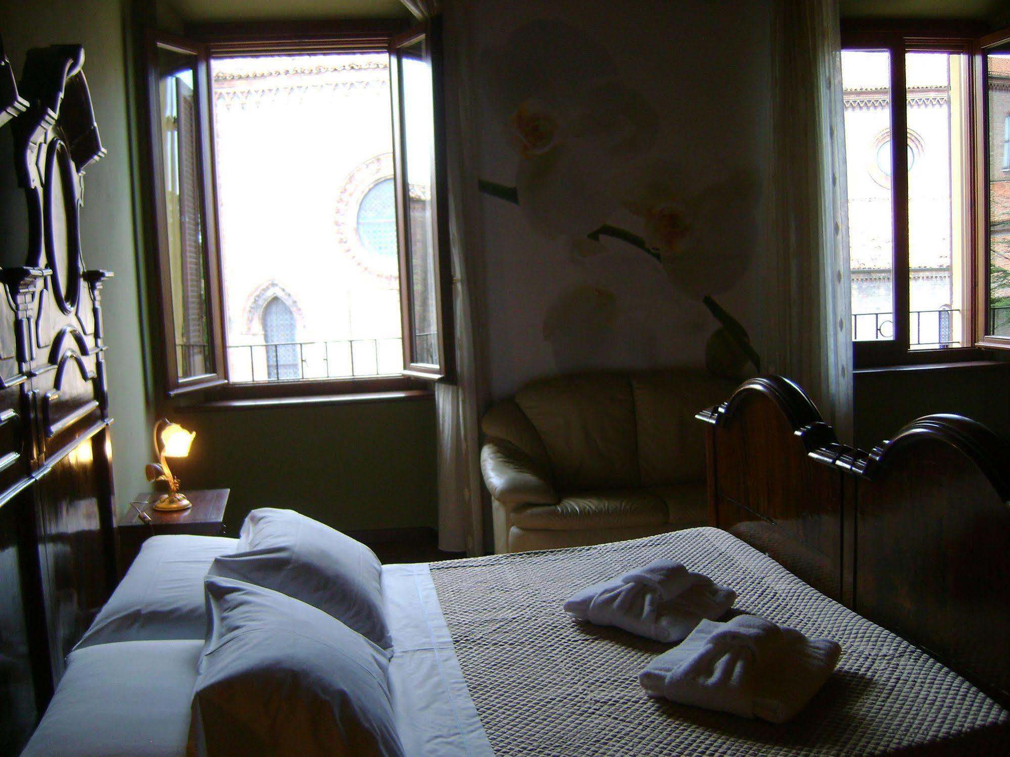 Bed and Breakfast San Francesco Residenza Мантуя Экстерьер фото